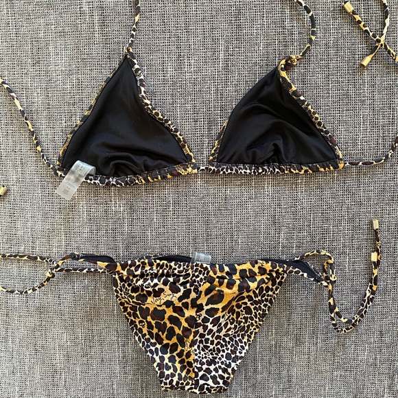 Victoria’s Secret Swim — Leopard string bikini - Picture 1 of 2